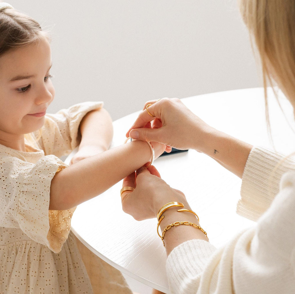 Personalized Child's Engraved Name Bangle with Clasp