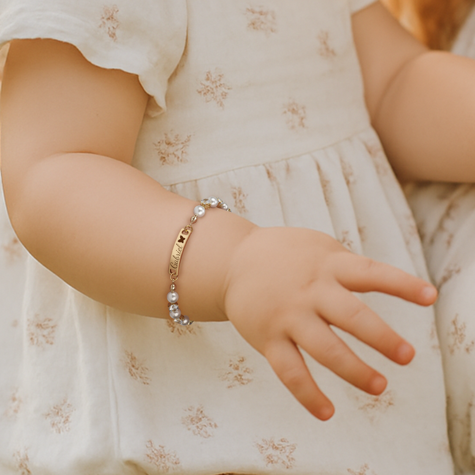 Personalized baby name and zircon pearl bracelet